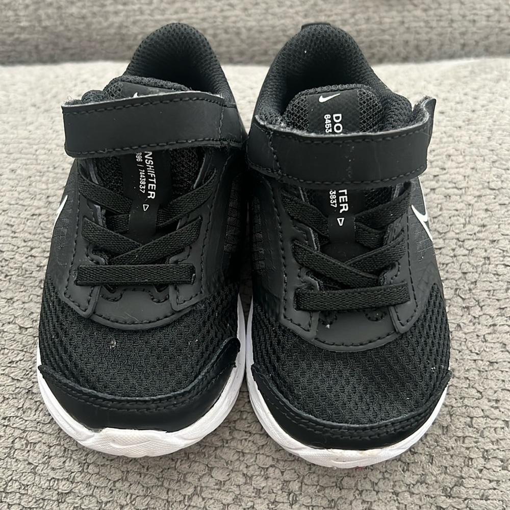 Nike toddler 5c shoes